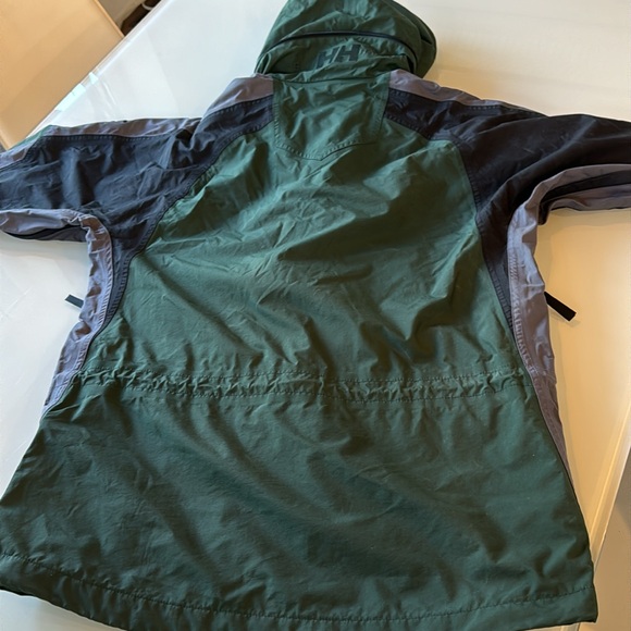 Helly Hansen Jacket - men’s M - Picture 7 of 10